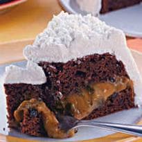 Bolo de ameixa e nozes