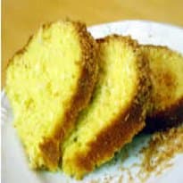 Bolo de Fubá Cozido com Leite de Coco