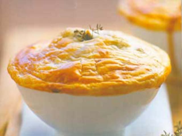 Flã de pimentão em massa filó