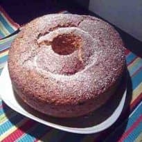 Bolo de iogurte fofo e saboroso