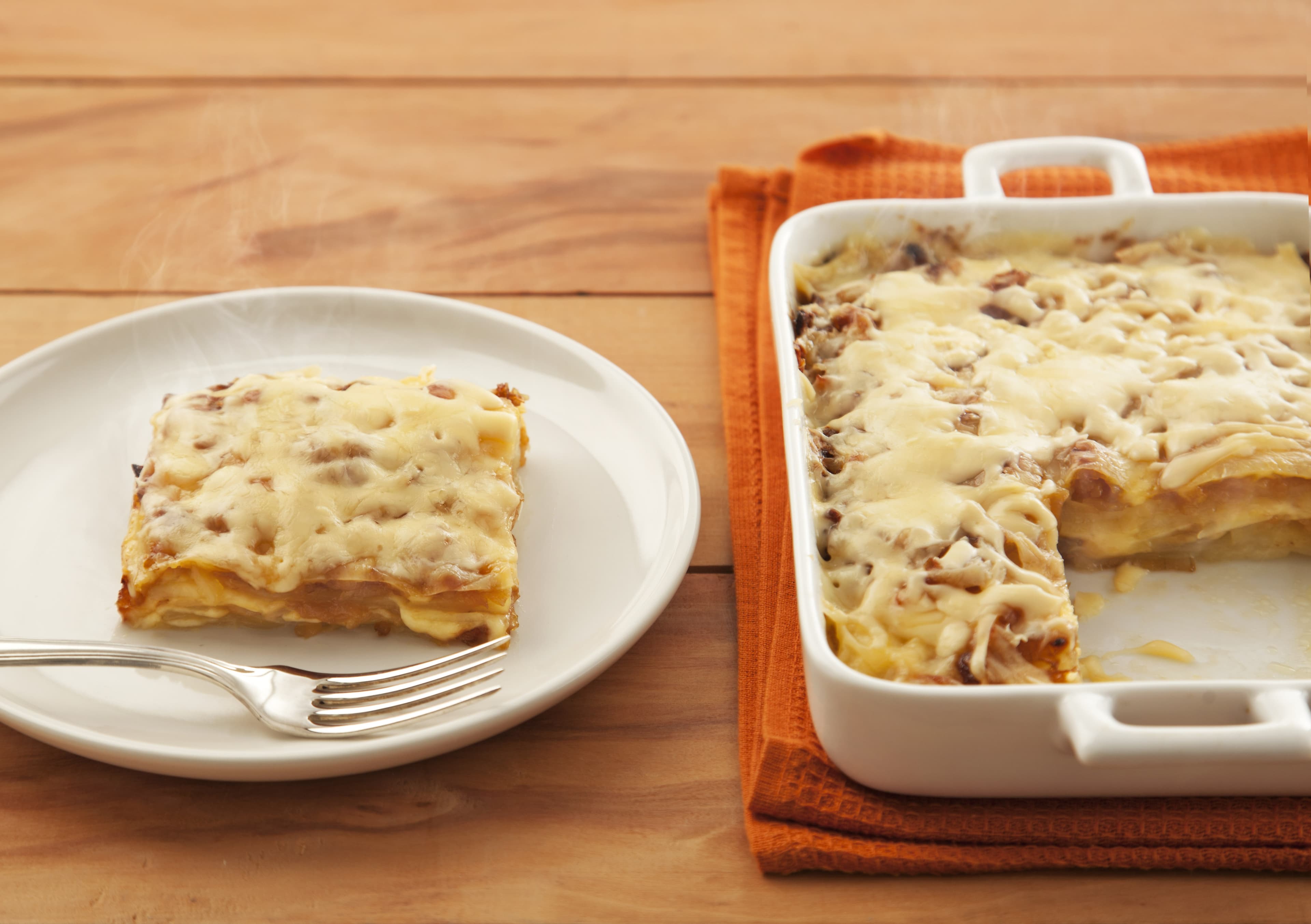 Batatas Gratinadas com Cebola Caramelizada