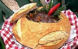 Feijão Preto com Pão Italiano