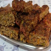 Bolo de Carne com Legumes