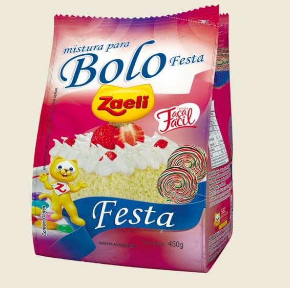 Bolo Pascal de Nozes Zaeli