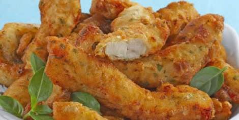 Iscas de frango empanadas na cerveja