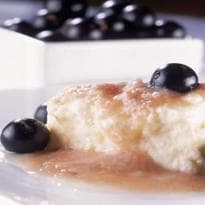 Pudim de Ricota com Jabuticaba