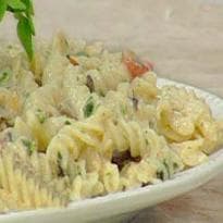 Macarrão Parafuso ao Molho de Bacalhau