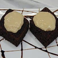 Bolo Nega Maluca com Creme de Coco