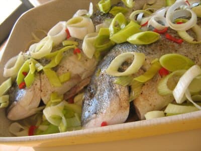 Dourado Assado com Alho Francês