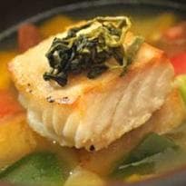 Moqueca com Caldo de Tucupi e Jambu