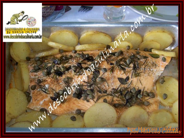 Salmão com Ervas e Alcaparras