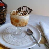 Pavê de banana com rum