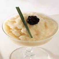 Frozen de leite com capim-santo