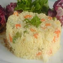 Cuscuz Marroquino com Legumes e Salada