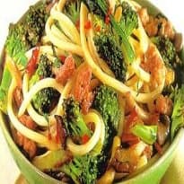 Bucatini com Brócolis e Funghi