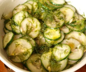 Salada de Pepino e Dill