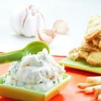 Patê quente de queijo e cebola