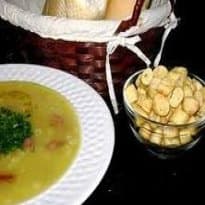 Creme de batata baroa e camarão