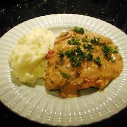 Frango com páprica e cogumelos