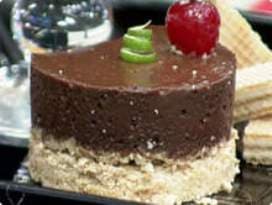 Mousse de Chocolate com Farofa de Limão