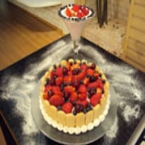 Torta de Frutas Vermelhas com Nozes do Edu Guedes