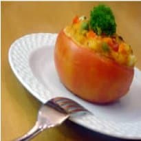 Tomate Assado Recheado com Legumes