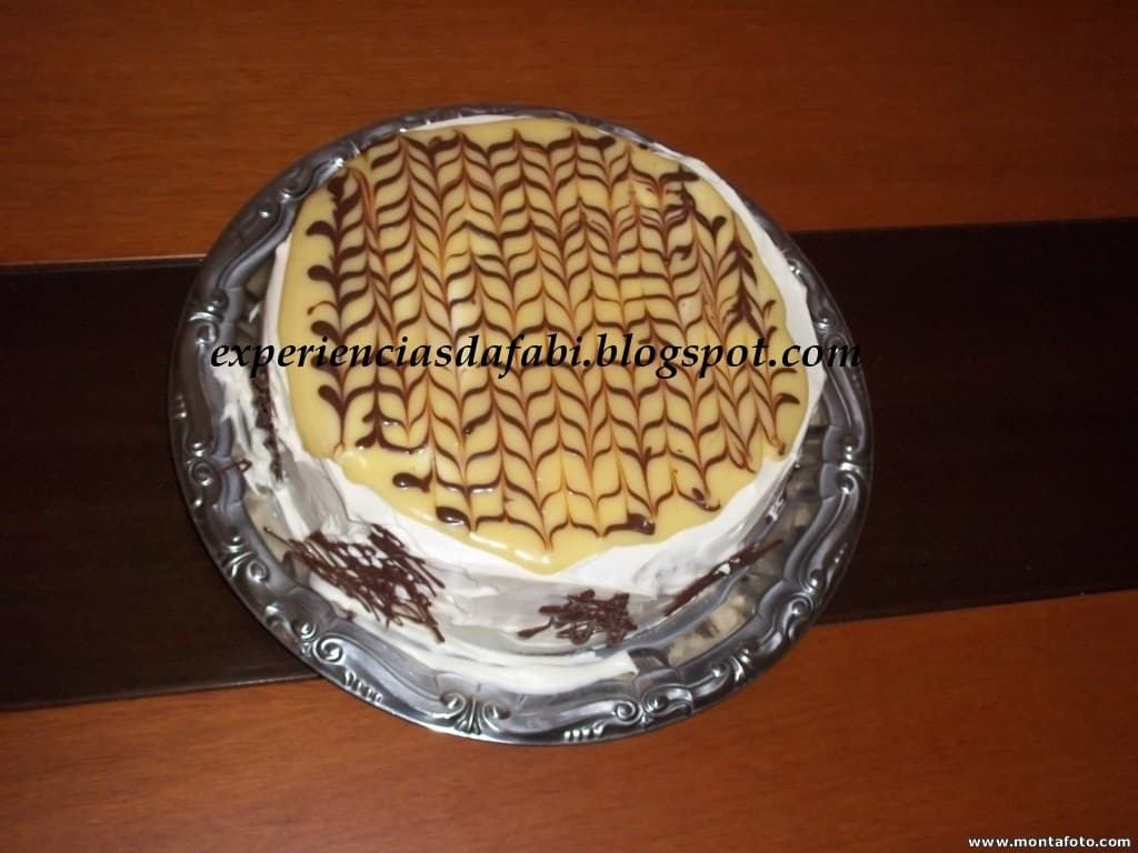 Bolo Mousse de Chocolate Branco