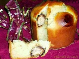 Panetone Recheado com Bombom