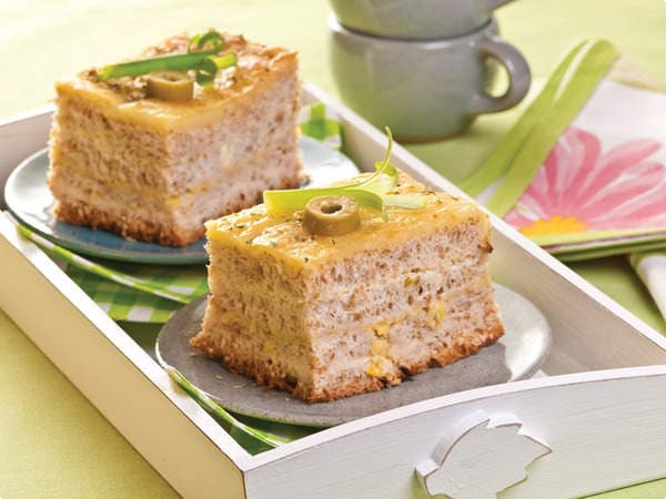 Lanche de forno em camadas