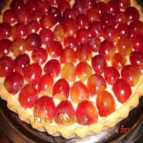 Travessa de uva e chocolate