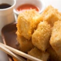 Tofu Frito com kani e Legumes