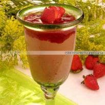 Creme de Chocolate com Morango