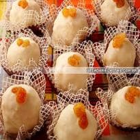 Bombom de Coco com Uva Passa