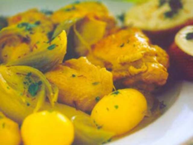 Guisado de frango ao açafrão