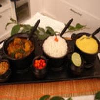 Frango da roça com ora-pro-nobis