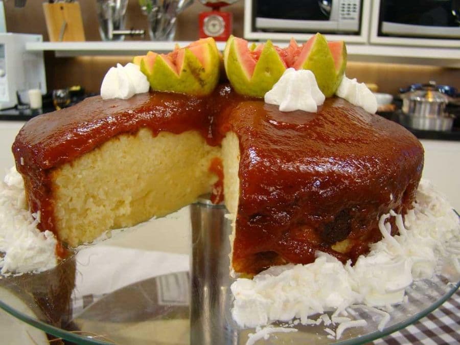 Cocada Assada com Calda de Goiabada