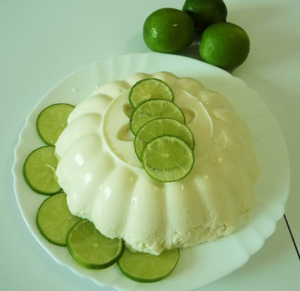 Mousse de Gelatina de Limão