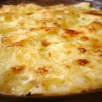 Torta de dobradinha gratinada