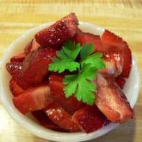 Salada Agridoce de Morango