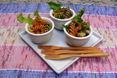 Cumbuquinhas de Salada de Macarrão