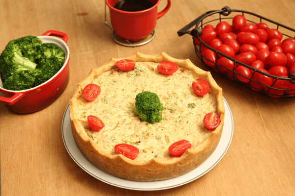 Quiche de Brócolis e Peito de Peru