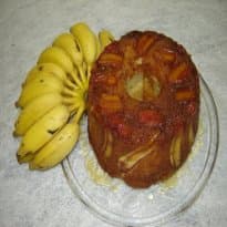 Bolo de banana caramelado