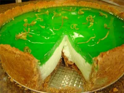 Torta diferente de limão e cream cheese