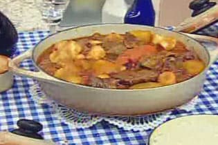 Acém de Panela Com Legumes