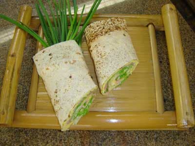 Sanduíche de Omelete no Pão Folha