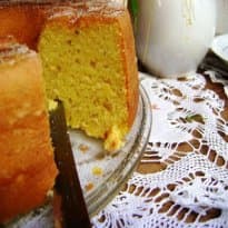 Bolo de Fubá com Laranja