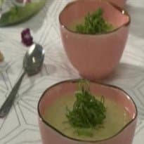 Sopa de batata e alho-poró