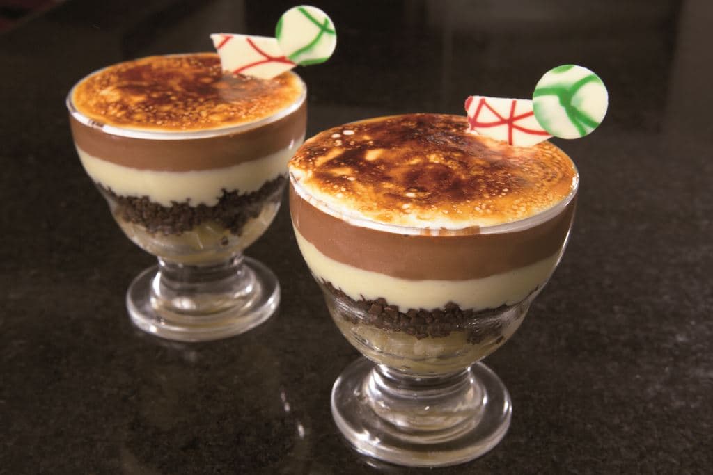 Sobremesa de Abacaxi com Creme de Chocolate