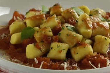 Rocambole de Mandioquinha com Berinjela (ovo-lacto)