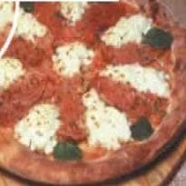 Pizza de Presunto Cru e Mozzarella de Búfala